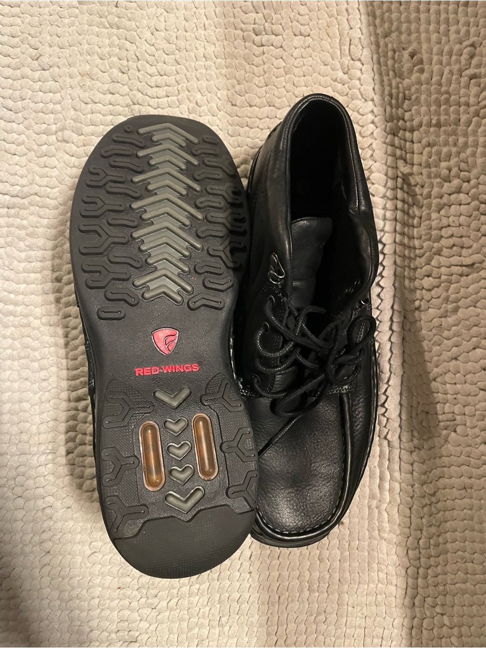 Red Wing Shoes Men’s Black Leather Chukka Boots